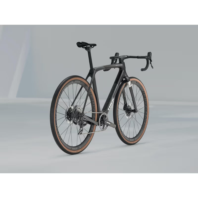 Trek Checkmate SLR 7 AXS – gravel-pyörä, 800-sarjan OCLV-hiilikuitu
